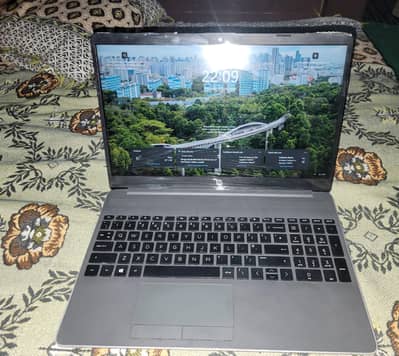 hp laptop 16 gb ram 2gb dedicated graphic card 17 inch screen numpad