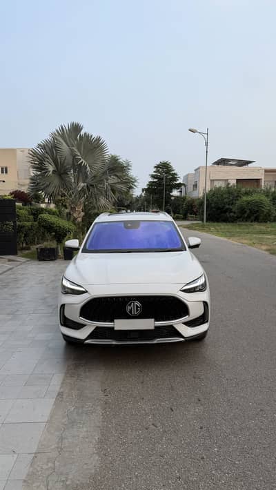 MG Phev 2025