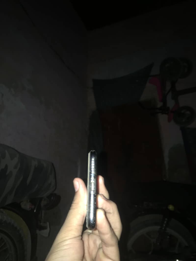 Apple iPhone 7 1