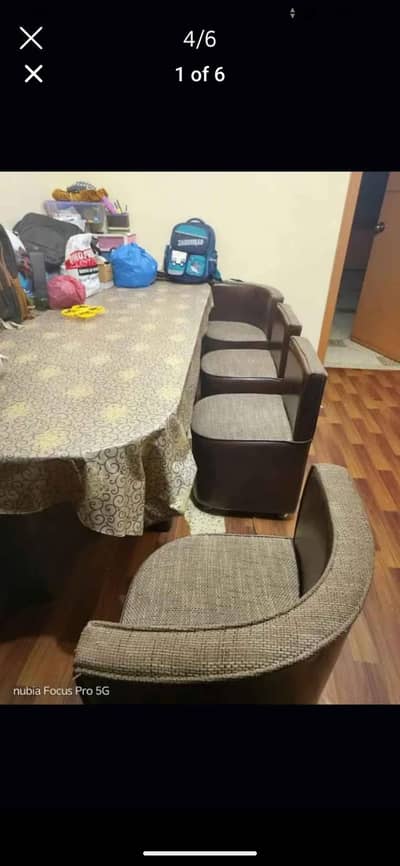 8 sitters in Good condition