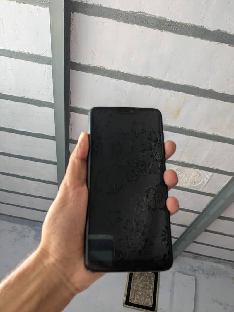 One Plus 6.845 snapdragon processor 1