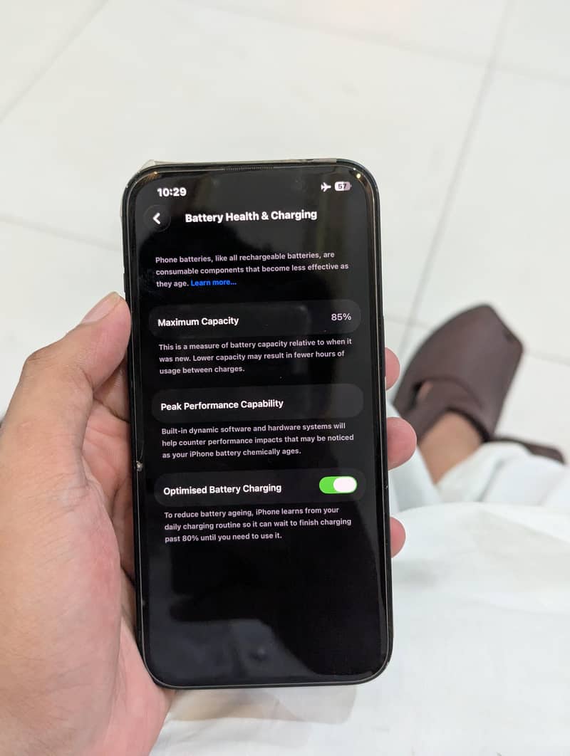 Apple iPhone 13 4