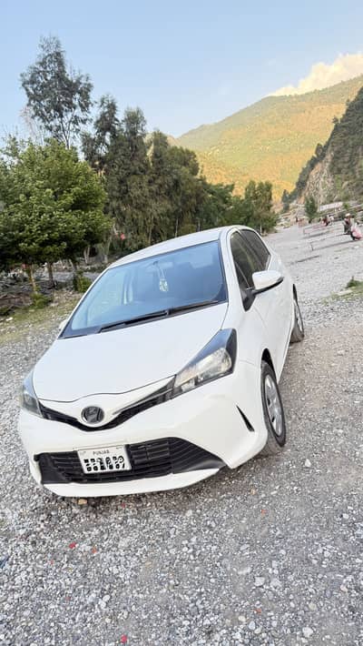 Toyota Vitz 2015