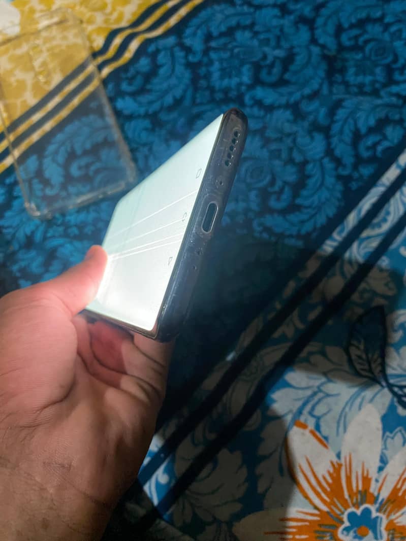 One Plus 7 Pro 3