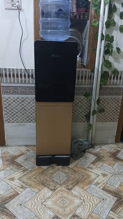 Water Dispenser WD-1051