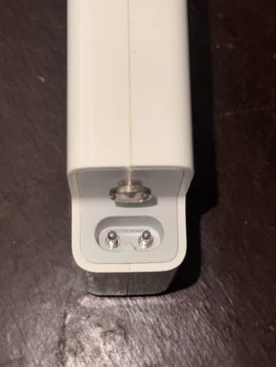 Apple Original 87watt charger from Dubai