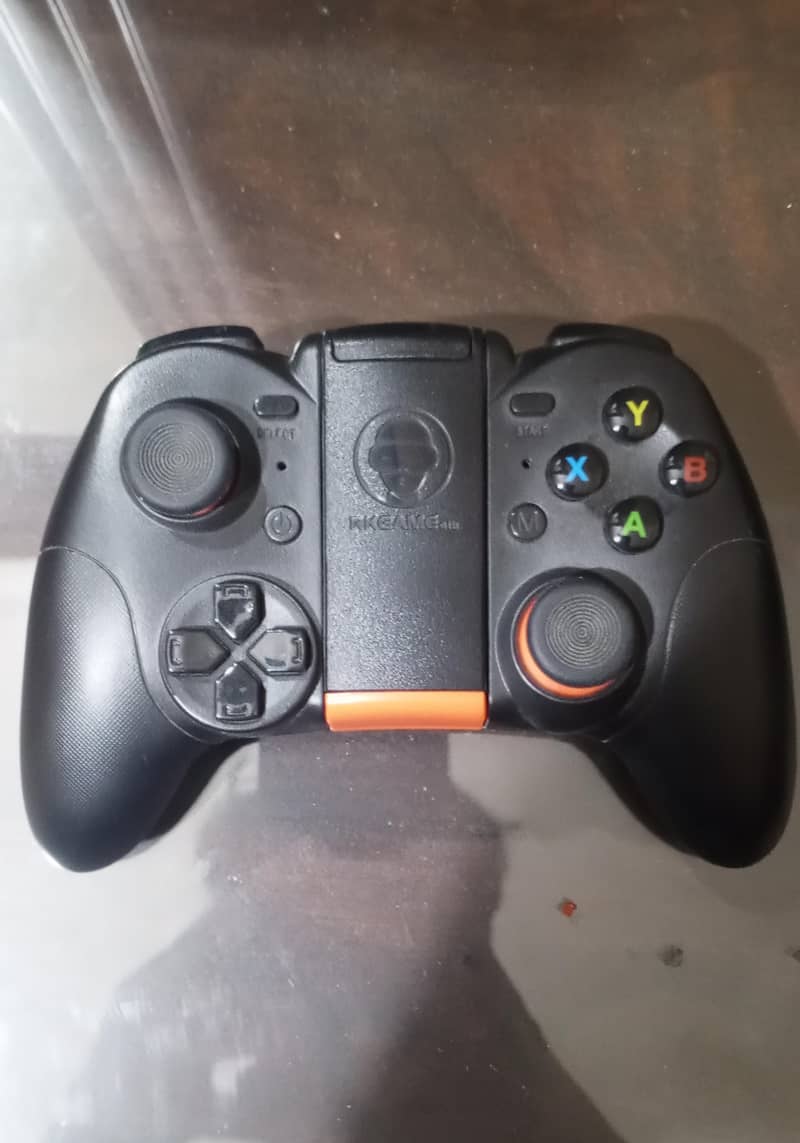 RK-GAME 4TH BLUETOOTH WIRELESS CONTROLLER 3