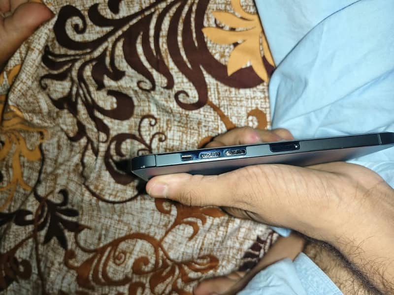 Apple iPhone 12 Pro Max 3
