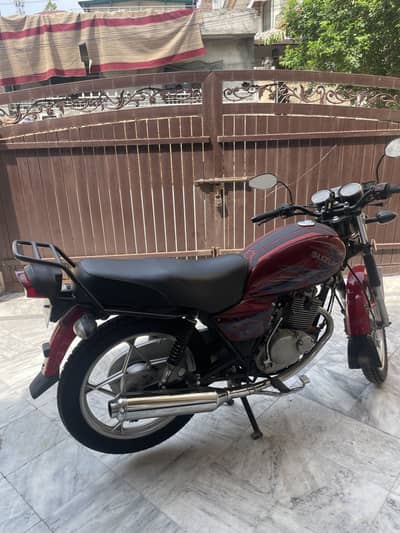 Suzuki GS 150 se