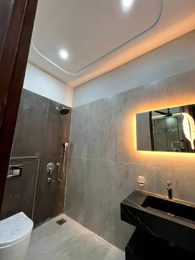 5-Marla Lower Potion Available For Rent In Park View City Lahore