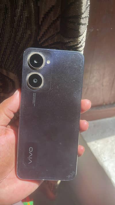 Vivo Y03