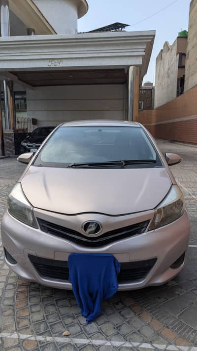 Toyota Vitz 2012