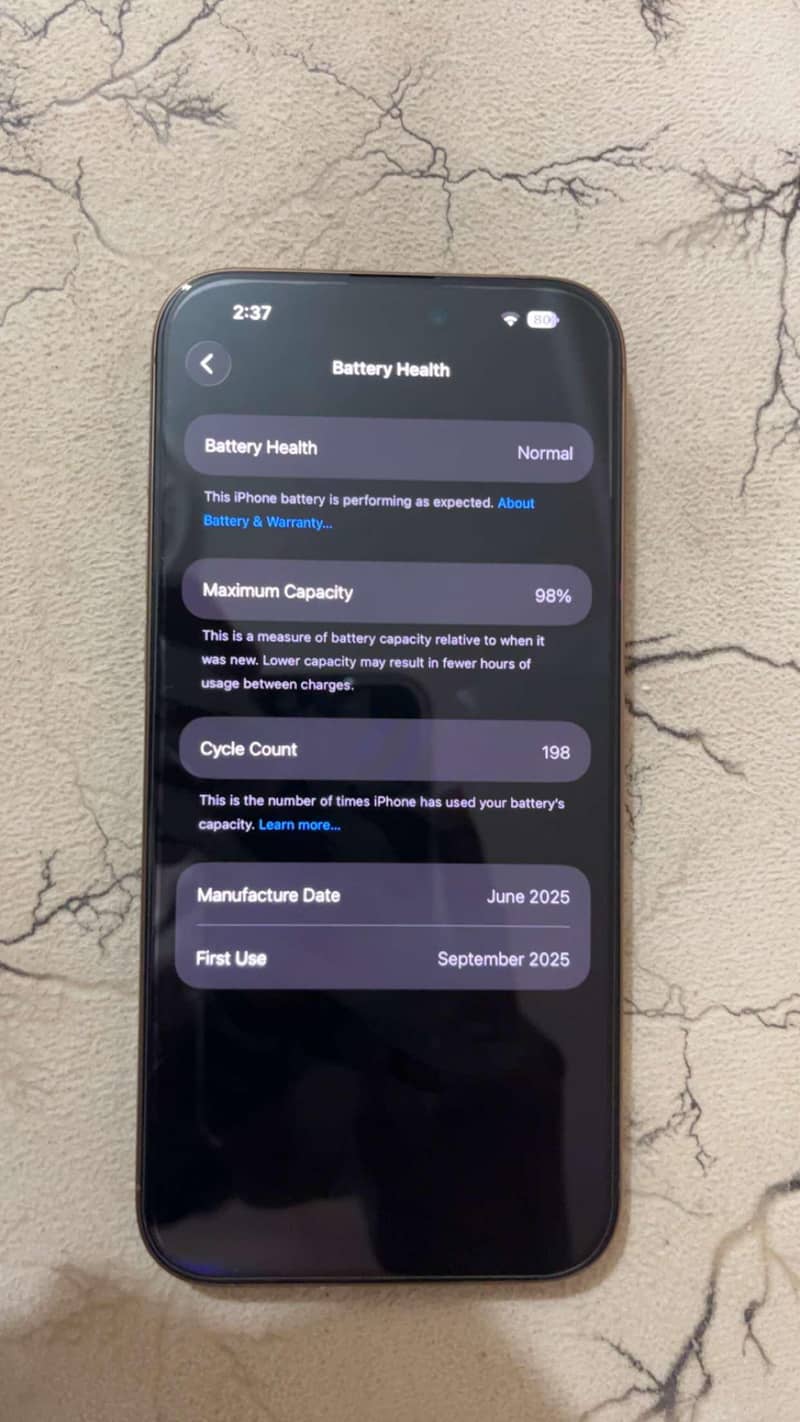 Apple iPhone 16 Pro Max 4