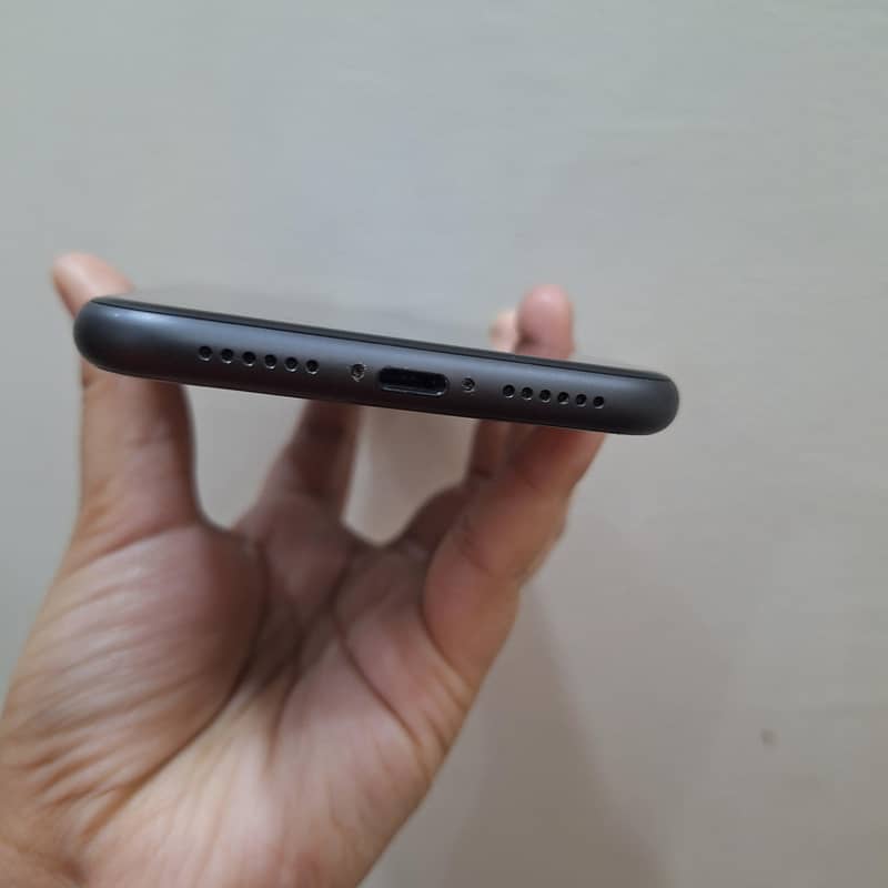 Apple iPhone 11 2