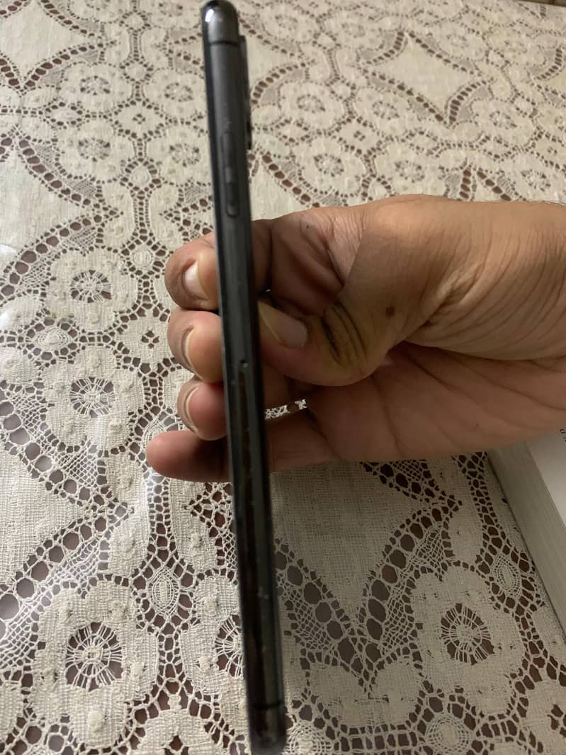 Apple iPhone XS Max 1