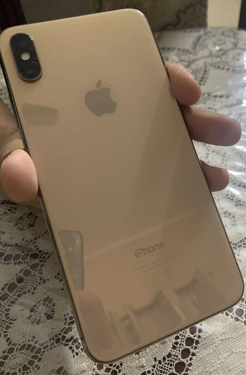 Apple iPhone XS Max 0
