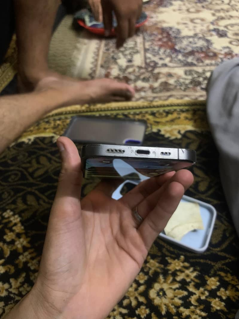 Apple iPhone 12 Pro 3