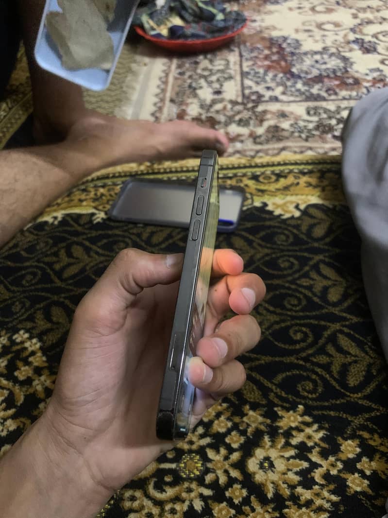 Apple iPhone 12 Pro 5