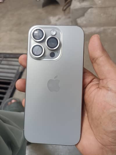 Apple iPhone 15 Pro with box
