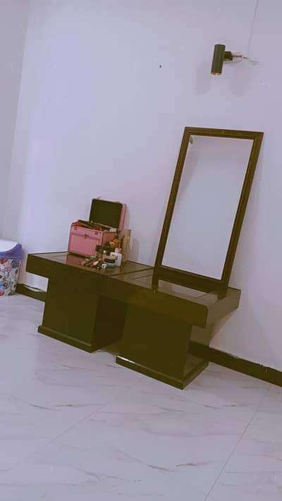 3 Tables for Sale – Urgent Sale 