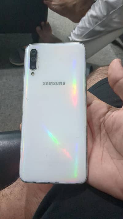 Samsung Mobile A70