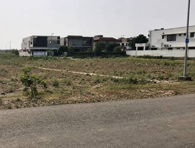 Pair of Kanal Plot No-1616 And 1617 Block Y - Total 2 Kanal Plot On Top Location of Phase 7 DHA Lahore For Urgent Sale