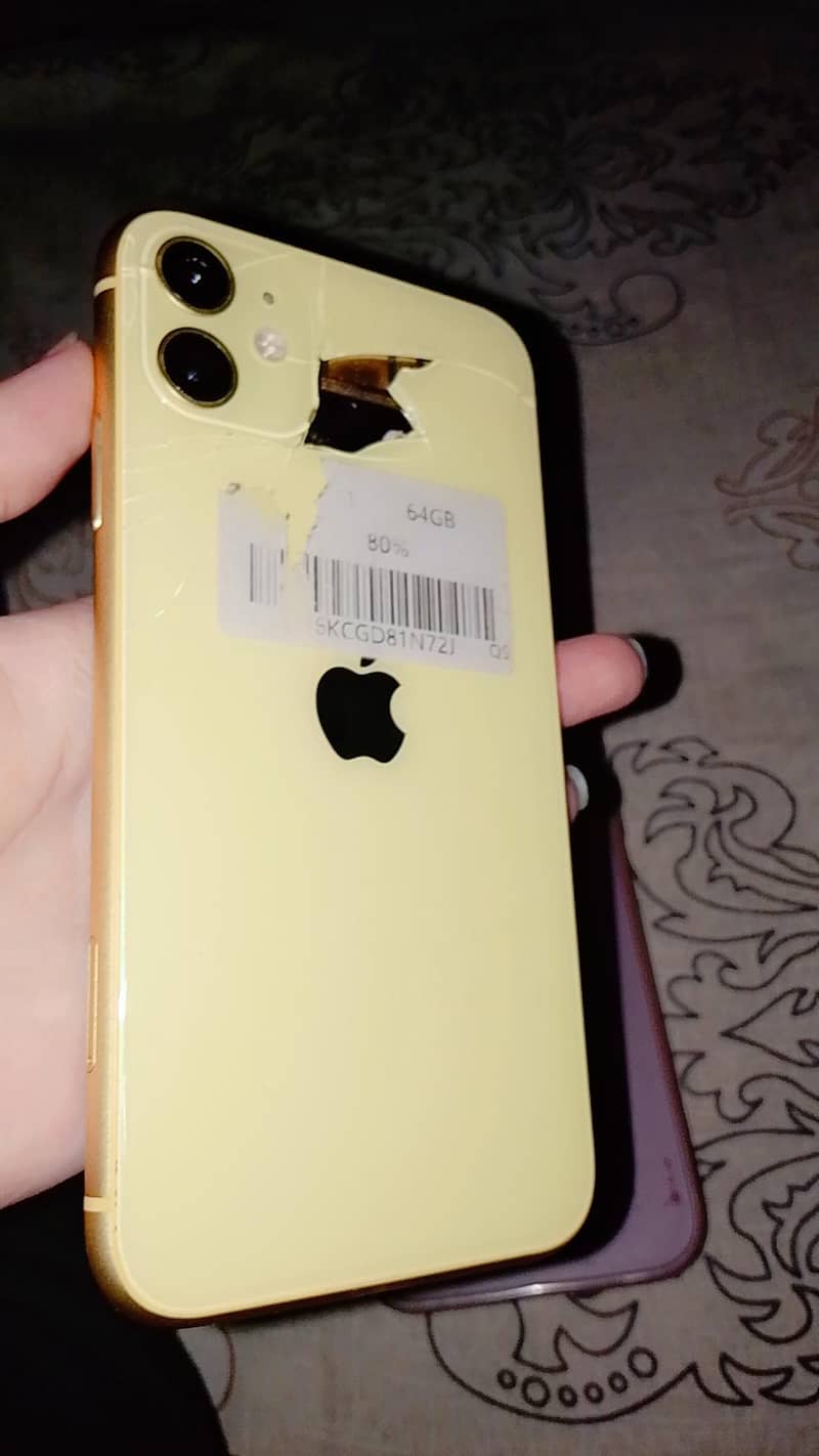 Apple iPhone 11 3