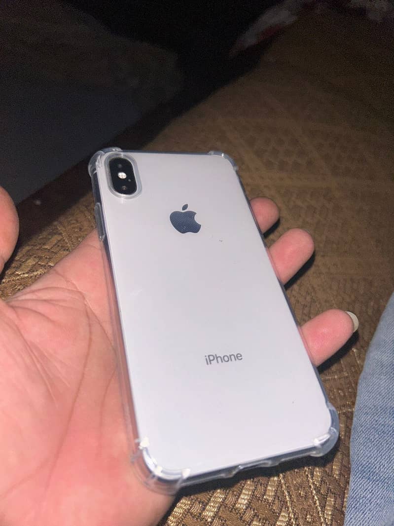 Apple iPhone X 1