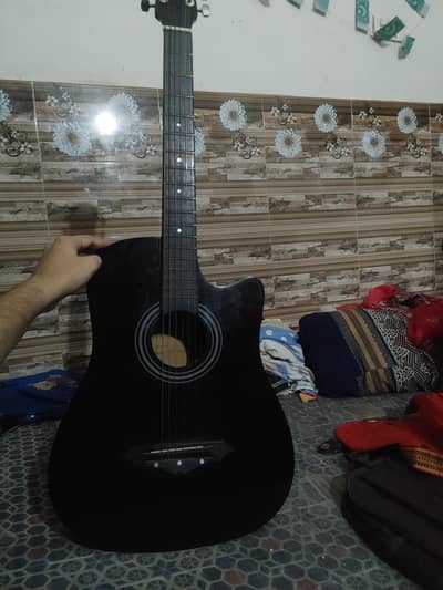 Dimond biggner guitar for sale in good condition