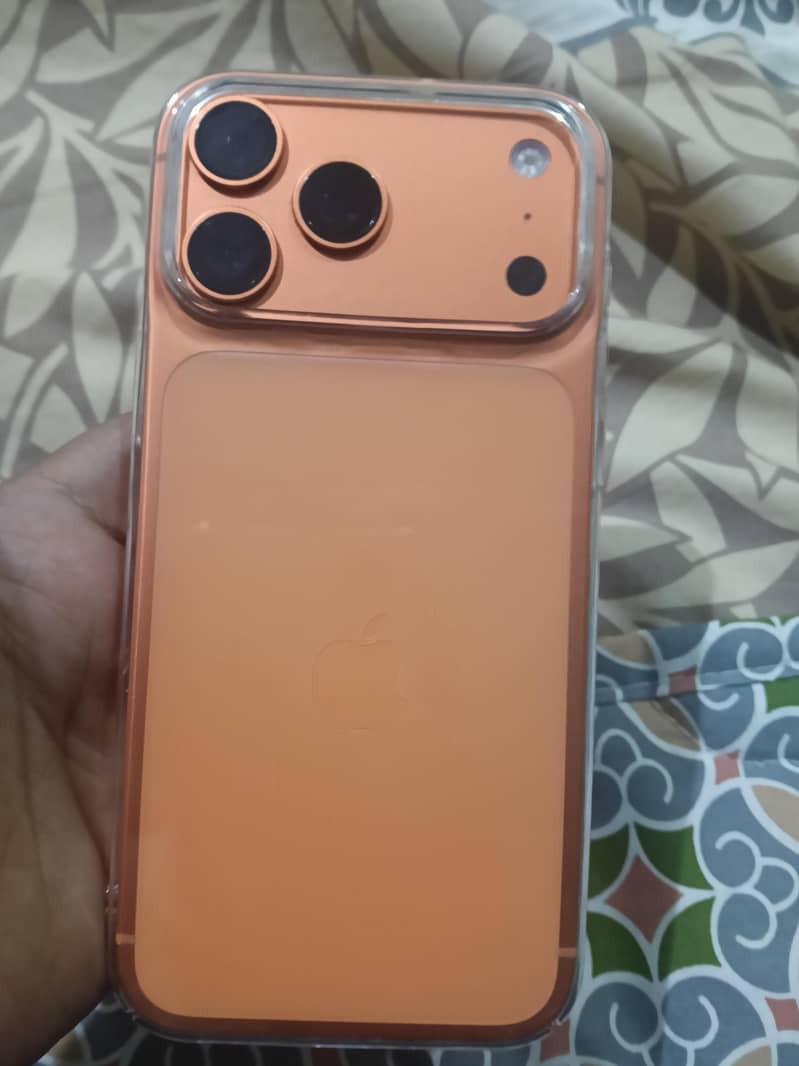 Apple iPhone 17 Pro Max 0
