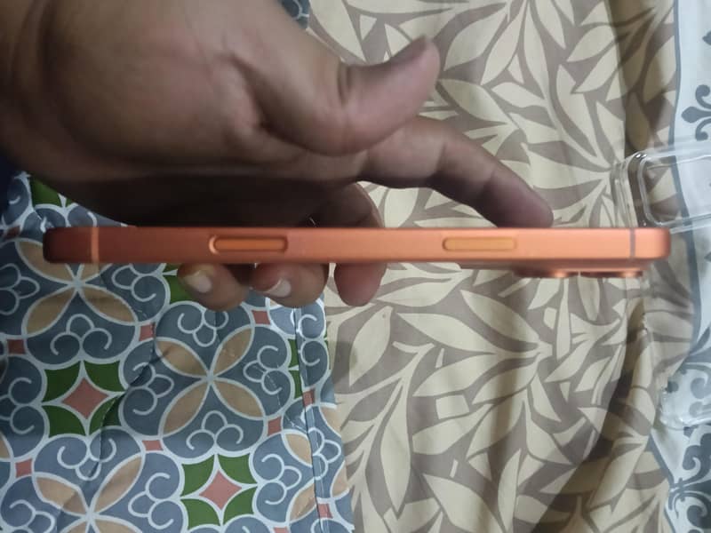 Apple iPhone 17 Pro Max 2