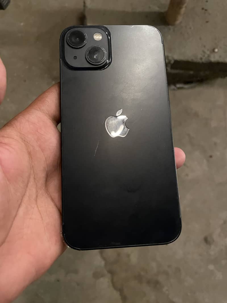 Apple iPhone 13 0