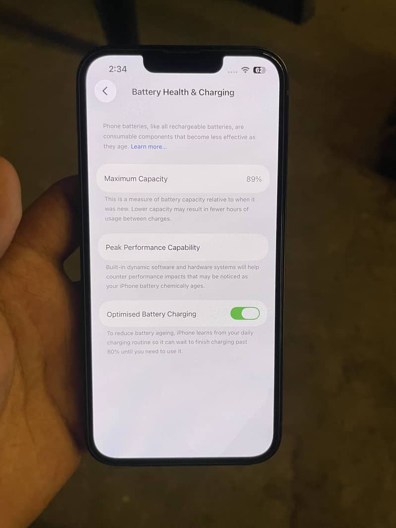 Apple iPhone 13 4