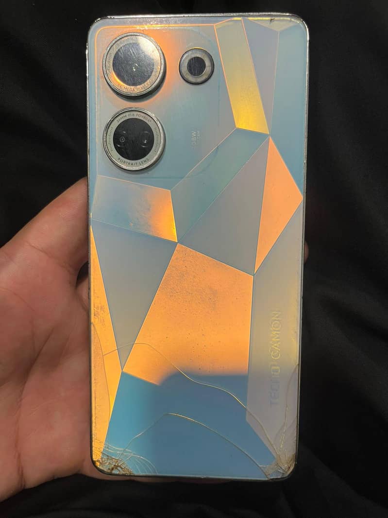 camon 20 1