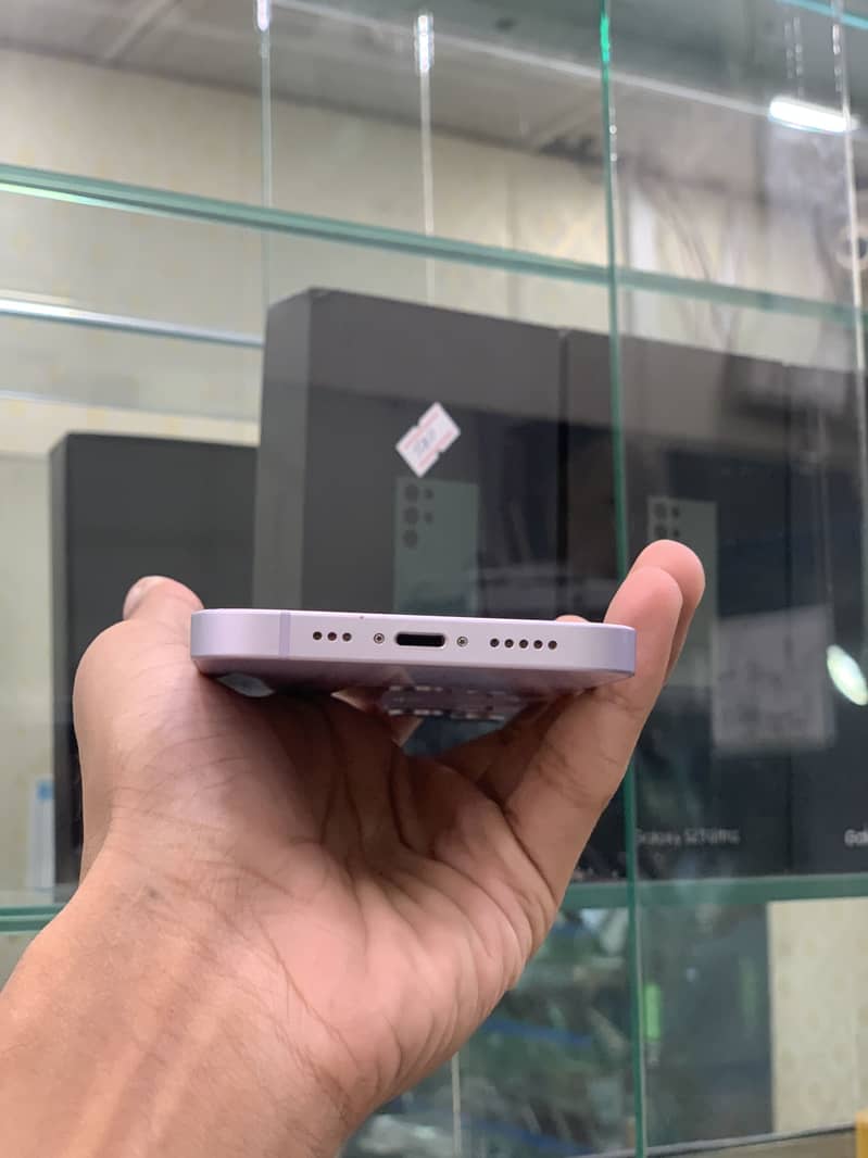 Apple iPhone 14 5