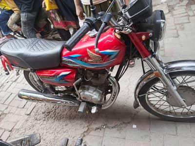 Honda CG 125 - Urgent sale, Original documents Available