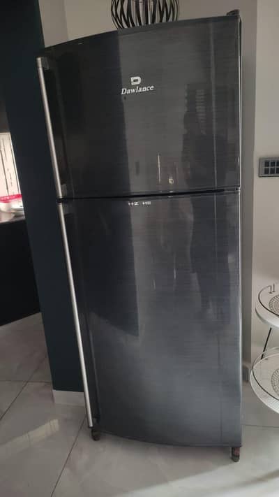 fridge urgent sale 60000 /0308/74/40/346