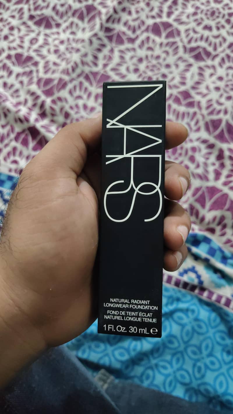 Nars Radiant Foundation 1