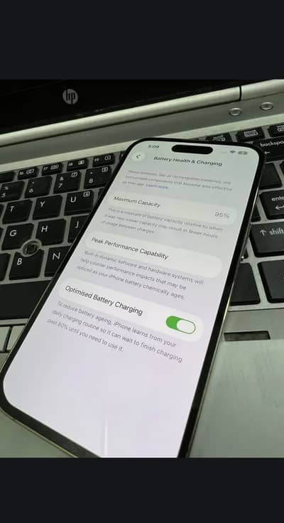 Apple iPhone 14 Pro 256gb factory unlock with box.