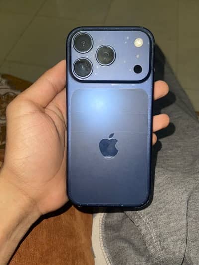 iPHONE 17pro
