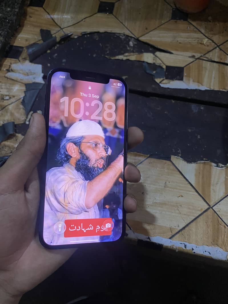 Apple iPhone 12 2