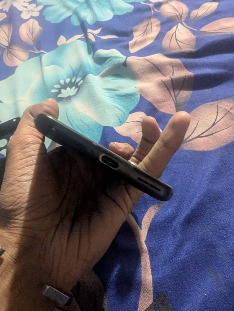 One Plus 10 Pro 8
