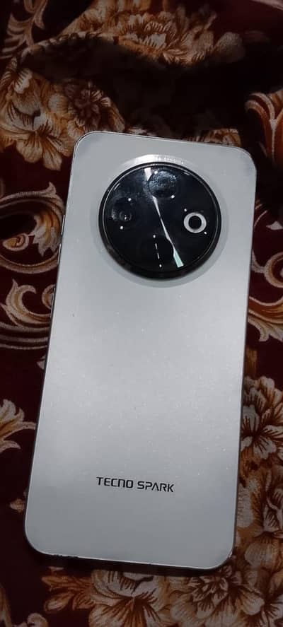 Tecno SPARK 30C