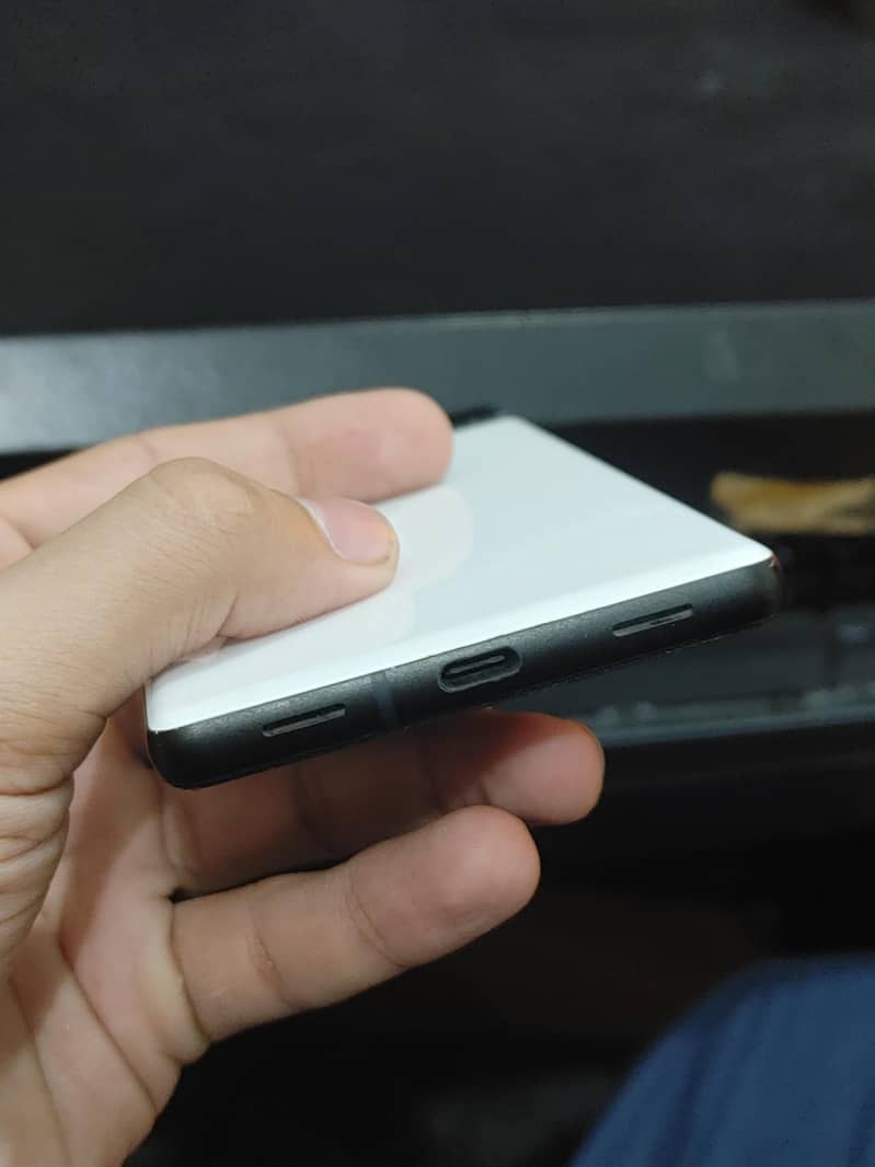 Google Pixel 6a 3