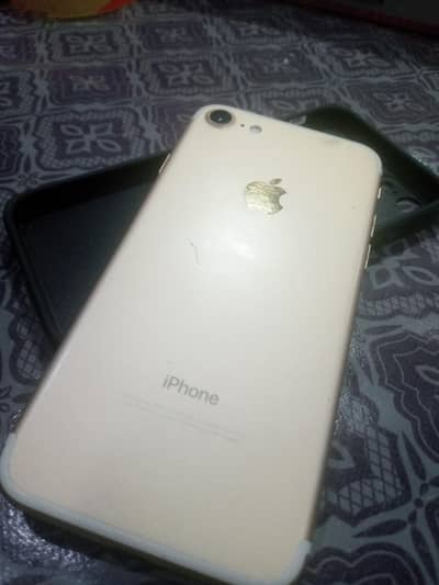 Apple iPhone 7