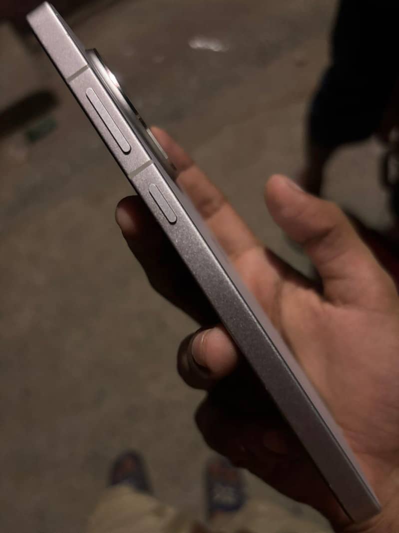 One Plus 13R 1