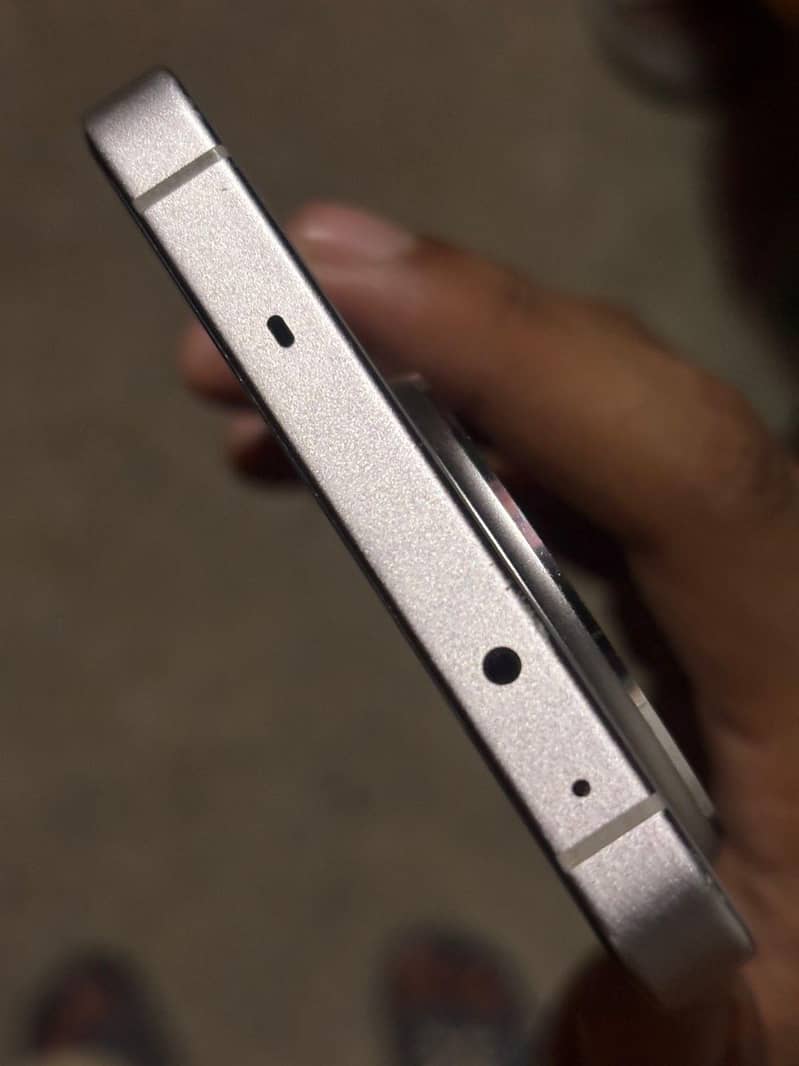 One Plus 13R 4