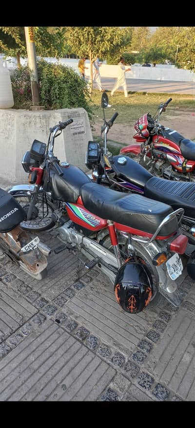 islamabad register CD70 Honda genuine condition only single hand used