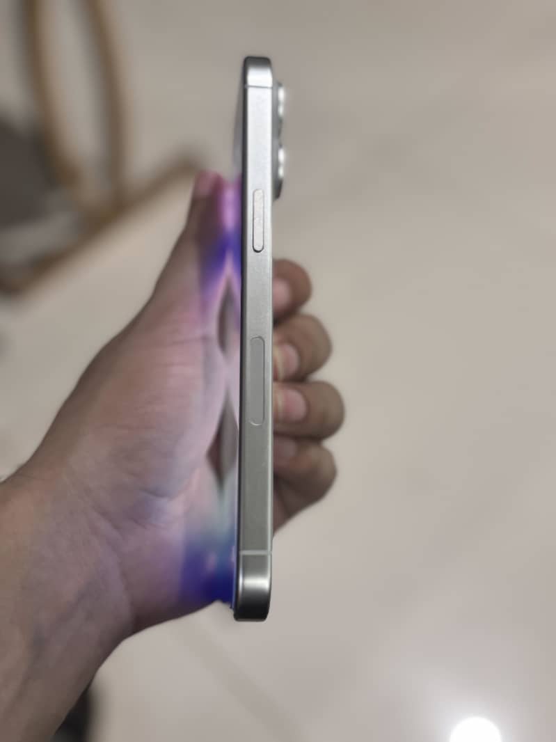 Apple iPhone 15 Pro Max 1