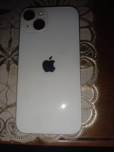 iphone 11 pack set hai body bilkul saff hai phone